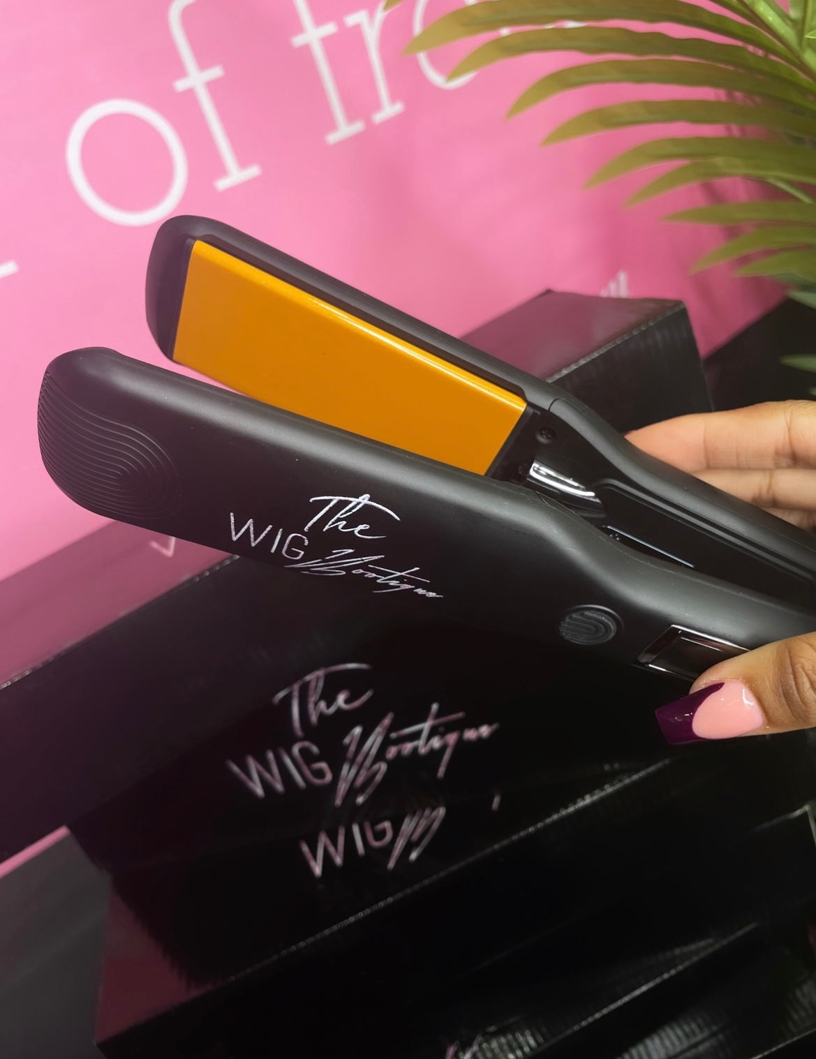 Wig Bootique Flat iron