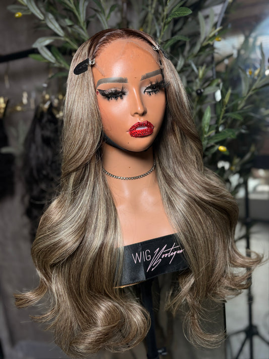 Amoura 20” (small cap)