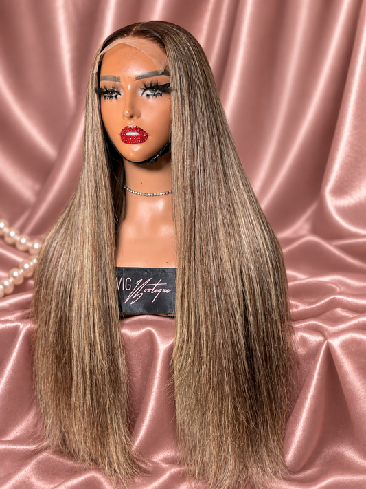 Amoura 22” (medium cap) On Hand, photo 1, on rose-champagne satin with ivory pearls